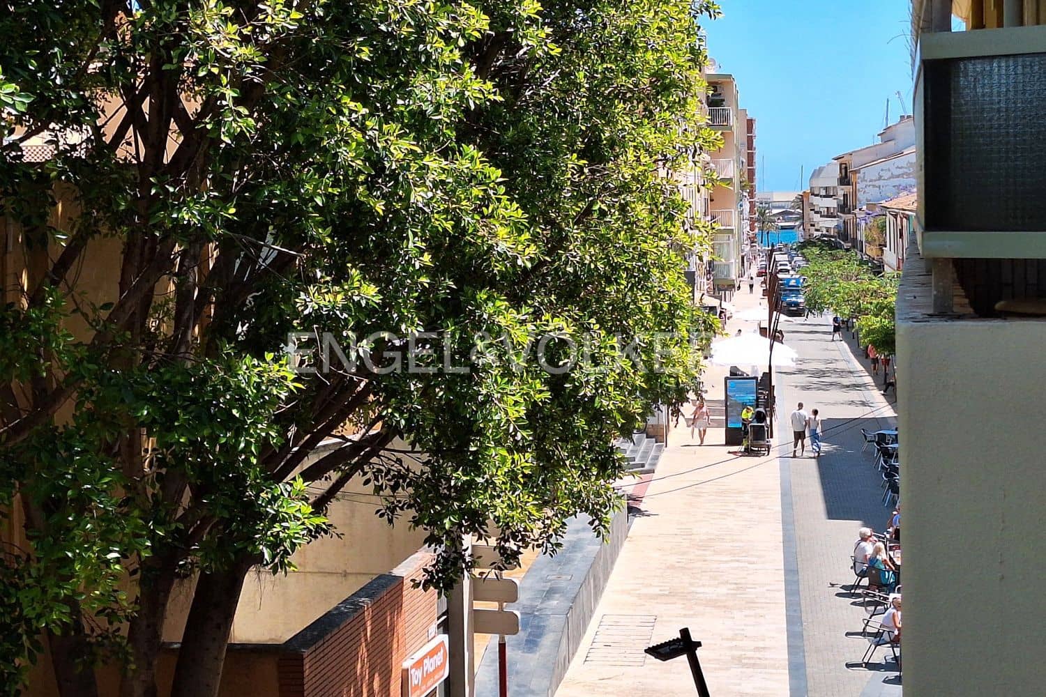 Casa de 4 habitaciones en Dénia en venta - 456.000 € (Ref: 9079941)