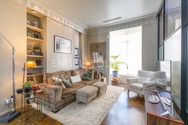 2 bedroom Apartment for sale in La Roqueta, Valencia city - € 370,000 (Ref: 9079966)