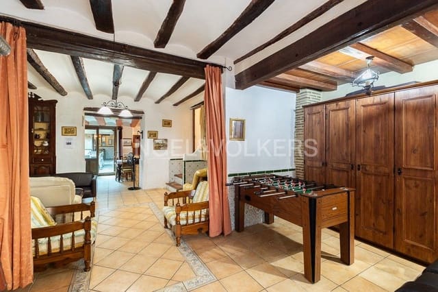 9 soveværelse Villa til salg i Palomar med swimmingpool - € 290.000 (Ref: 9079997)