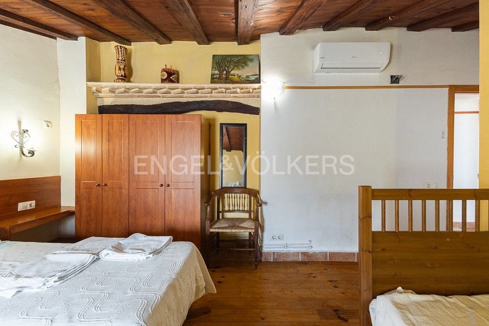 Finca/Casa Rural de 5 habitaciones en Palomar en venta con piscina - 199.000 € (Ref: 9079998)