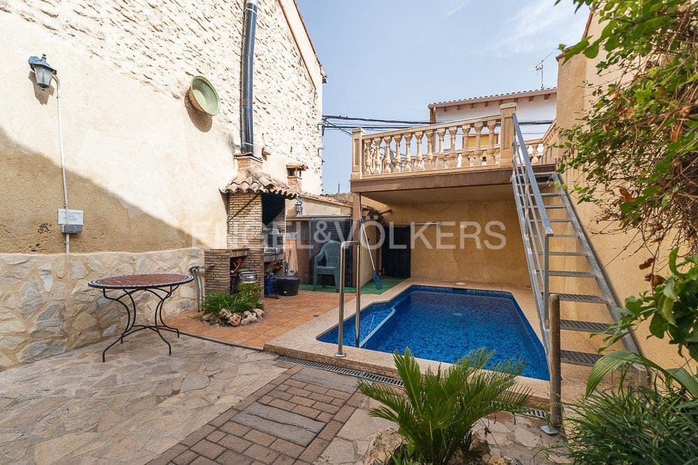 Finca/Casa Rural de 5 habitaciones en Palomar en venta con piscina - 199.000 € (Ref: 9079998)