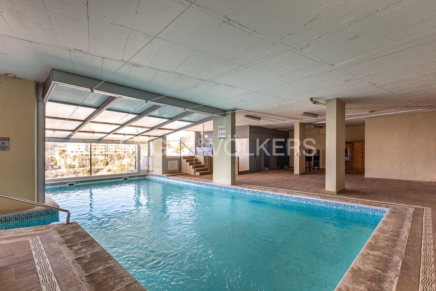 4 soveværelse Villa til salg i Cullera med swimmingpool - € 750.000 (Ref: 9080018)