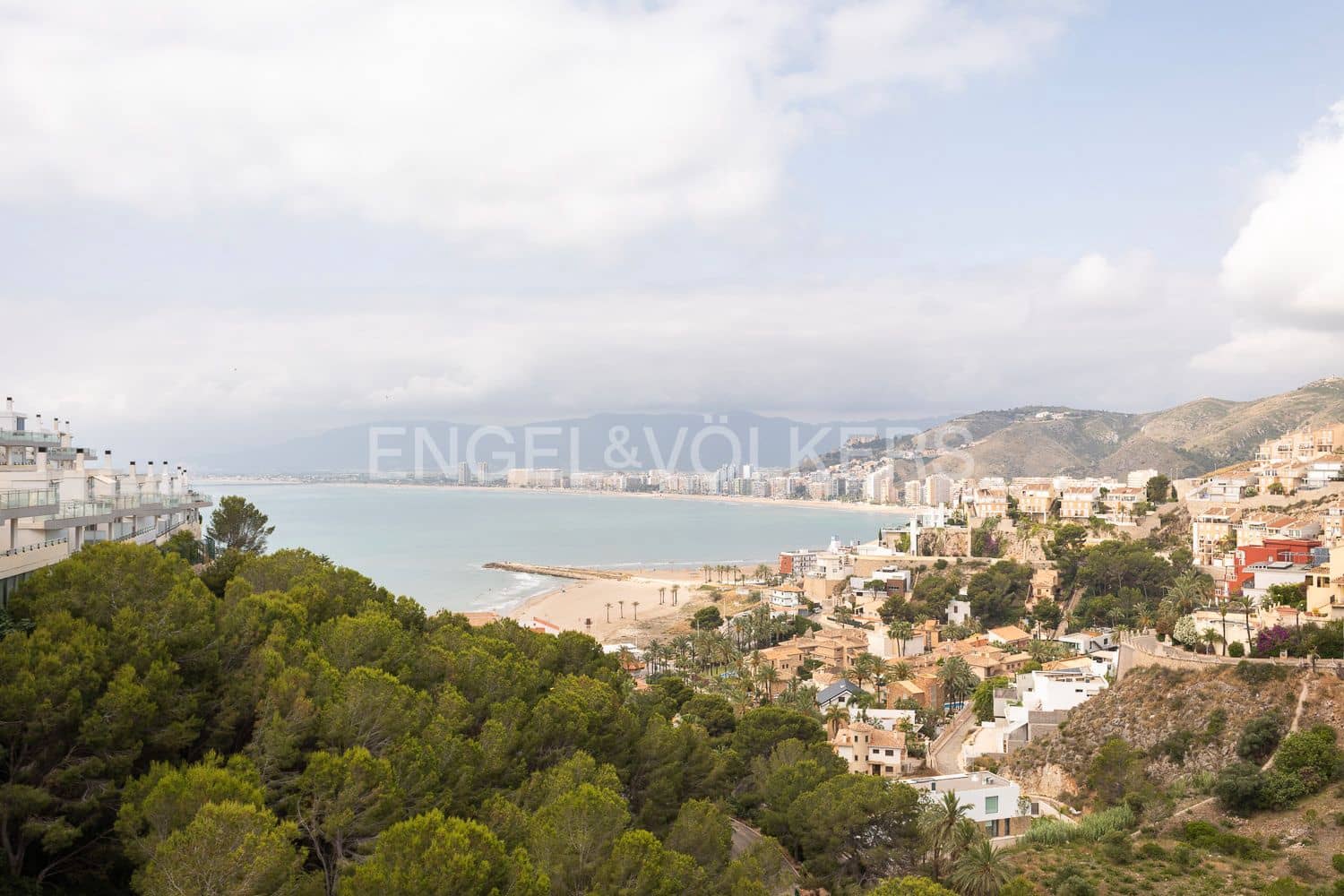 4 soveværelse Villa til salg i Cullera med swimmingpool - € 750.000 (Ref: 9080018)