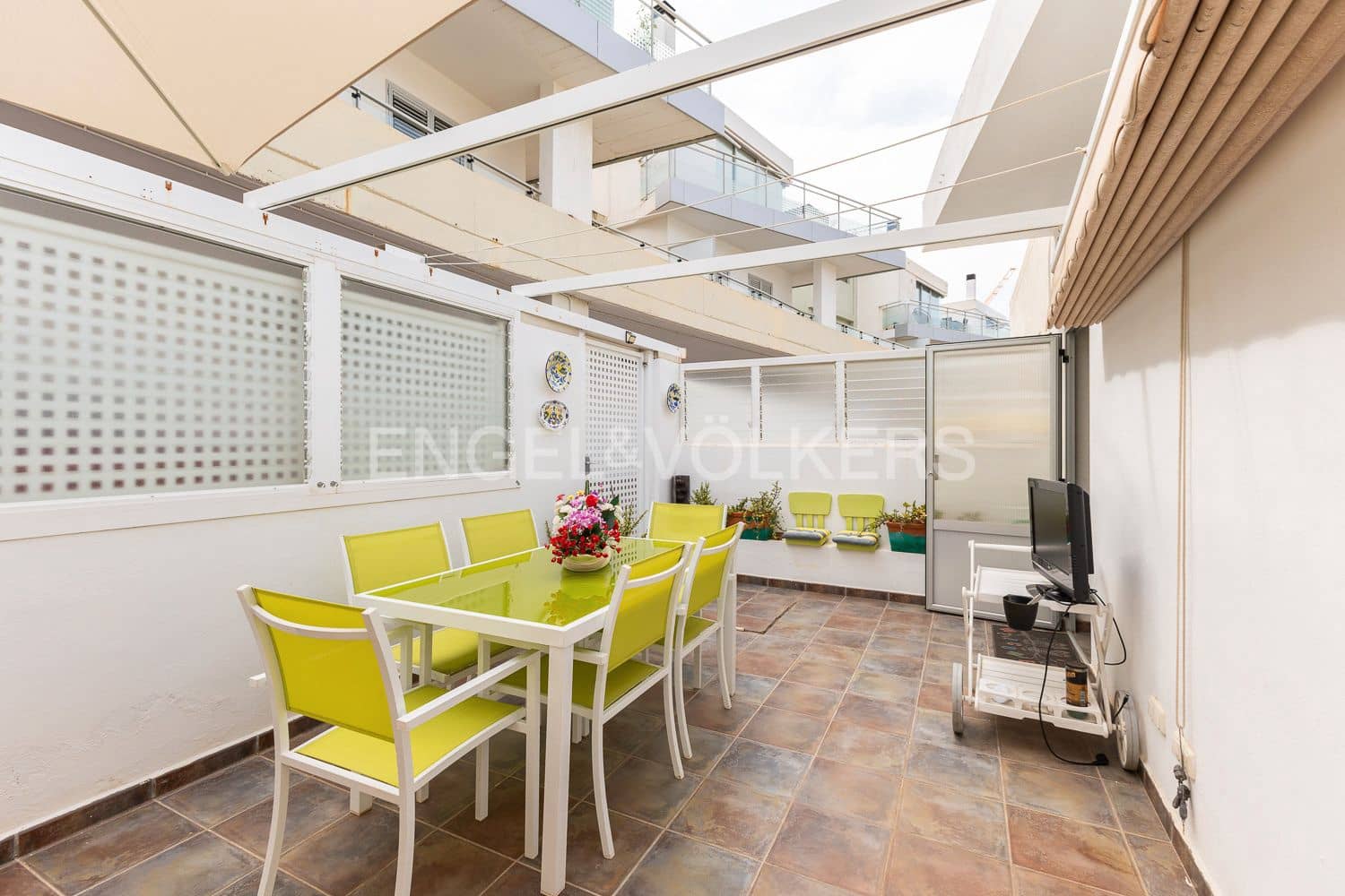 4 soveværelse Villa til salg i Cullera med swimmingpool - € 750.000 (Ref: 9080018)