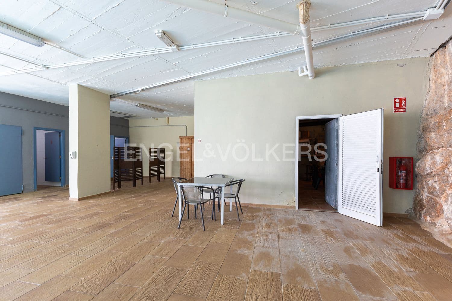 4 soveværelse Villa til salg i Cullera med swimmingpool - € 750.000 (Ref: 9080018)