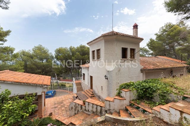 6 bedroom Finca/Country House for sale in Las Rotas / Les Rotes, Dénia with pool garage - € 2,800,000 (Ref: 9080042)