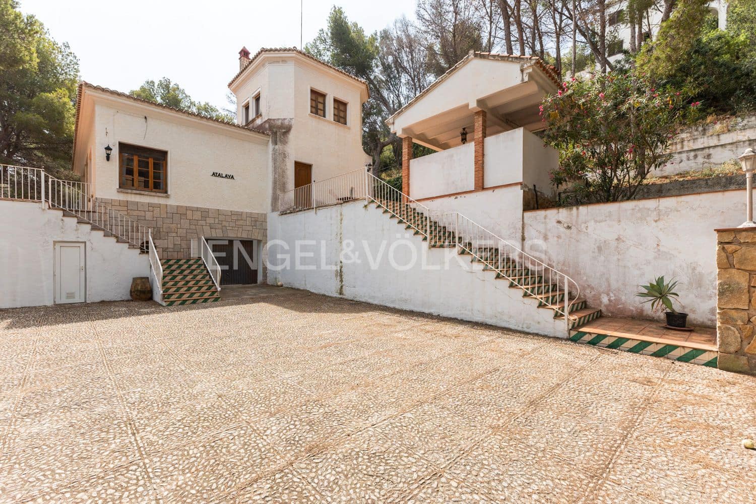 6 bedroom Finca/Country House for sale in Denia with pool garage - € 2,800,000 (Ref: 9080042)