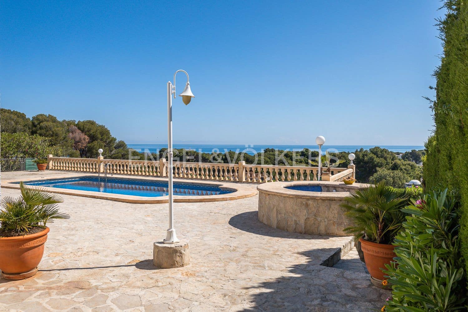 3 sovrum Villa till salu i Denia med pool garage - 690 000 € (Ref: 9080047)
