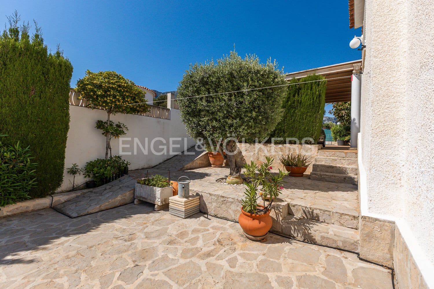 3 sovrum Villa till salu i Denia med pool garage - 690 000 € (Ref: 9080047)