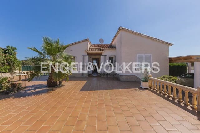 Chalet de 3 habitaciones en Las Rotas / Les Rotes, Dénia en venta con piscina garaje - 690.000 € (Ref: 9080047)