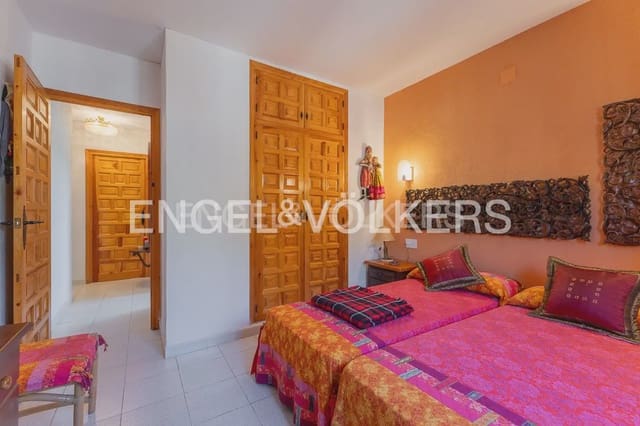 Chalet de 3 habitaciones en Las Rotas / Les Rotes, Dénia en venta con piscina garaje - 690.000 € (Ref: 9080047)