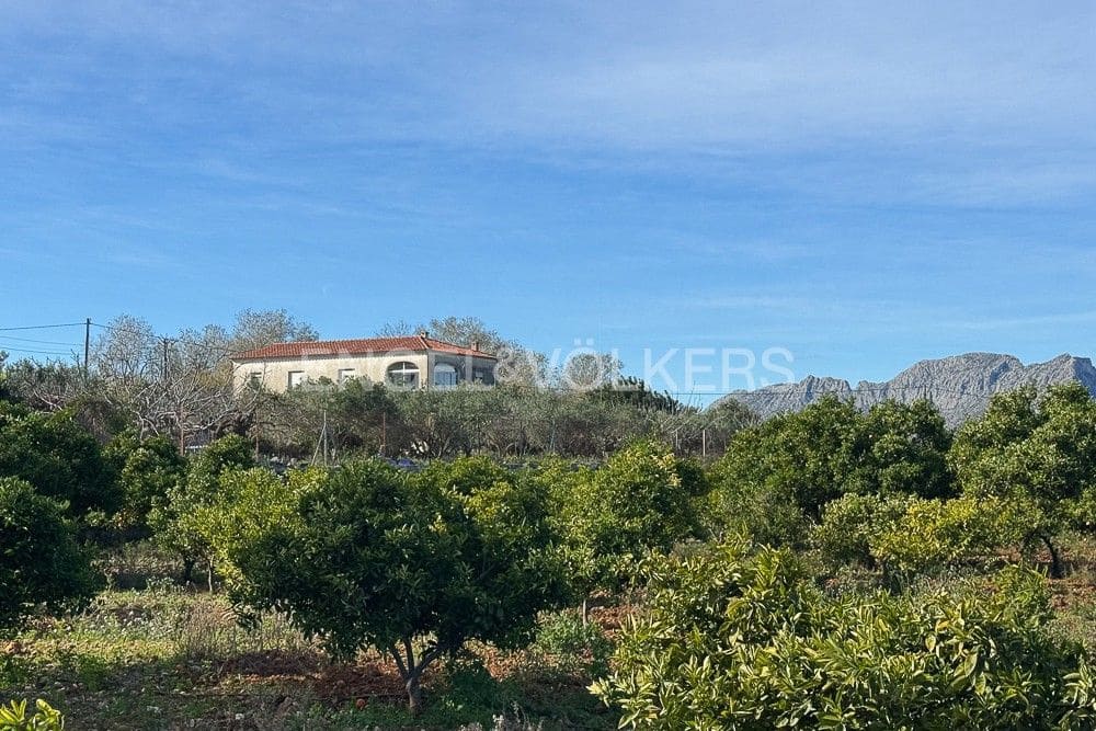4 bedroom Finca/Country House for sale in Denia with garage - € 375,000 (Ref: 9080054)
