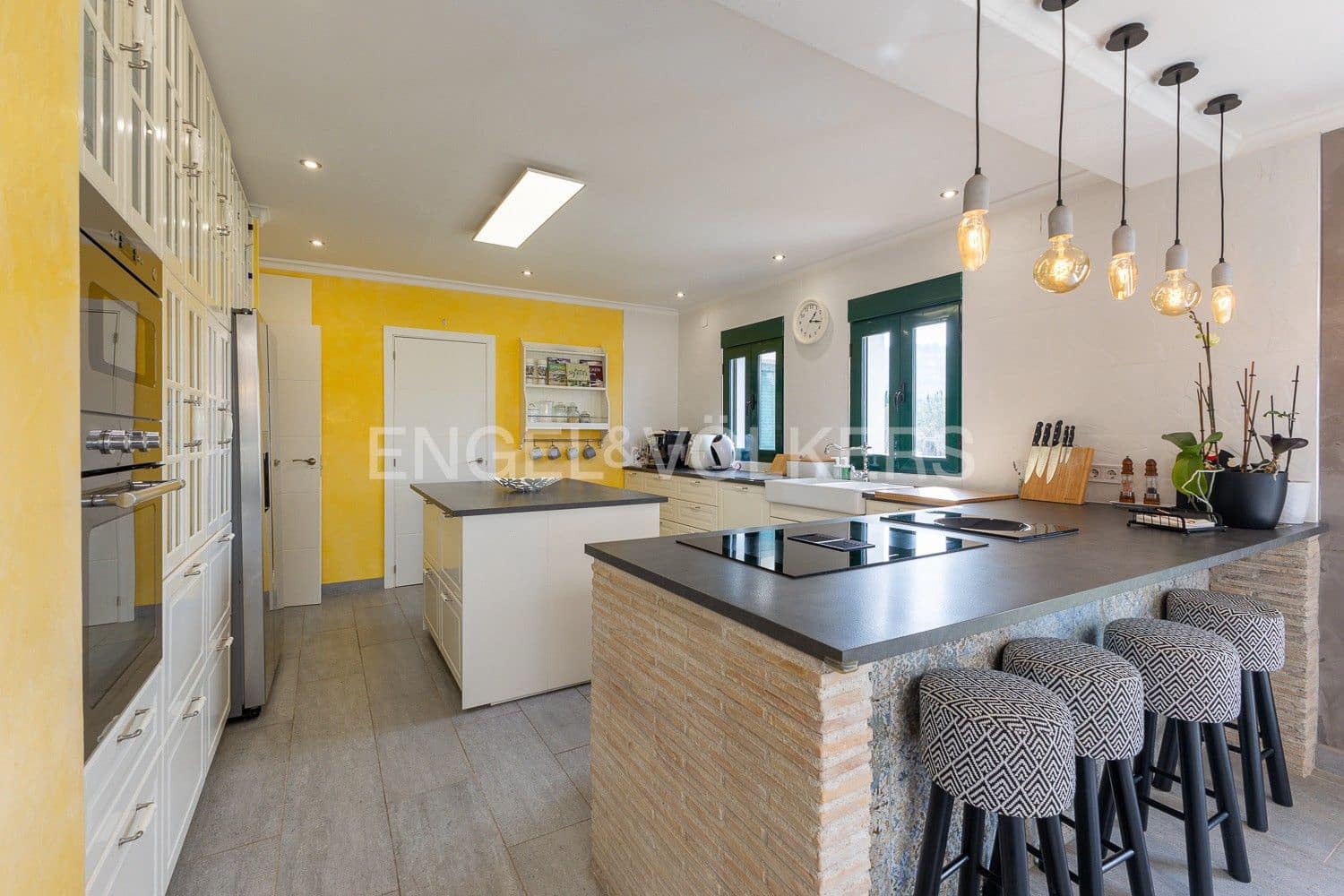 6 soveværelse Villa til salg i Pedreguer - € 849.000 (Ref: 9080068)