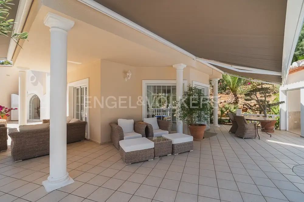 4 Zimmer Villa zu verkaufen in Pedreguer - 920.000 € (Ref: 9080072)