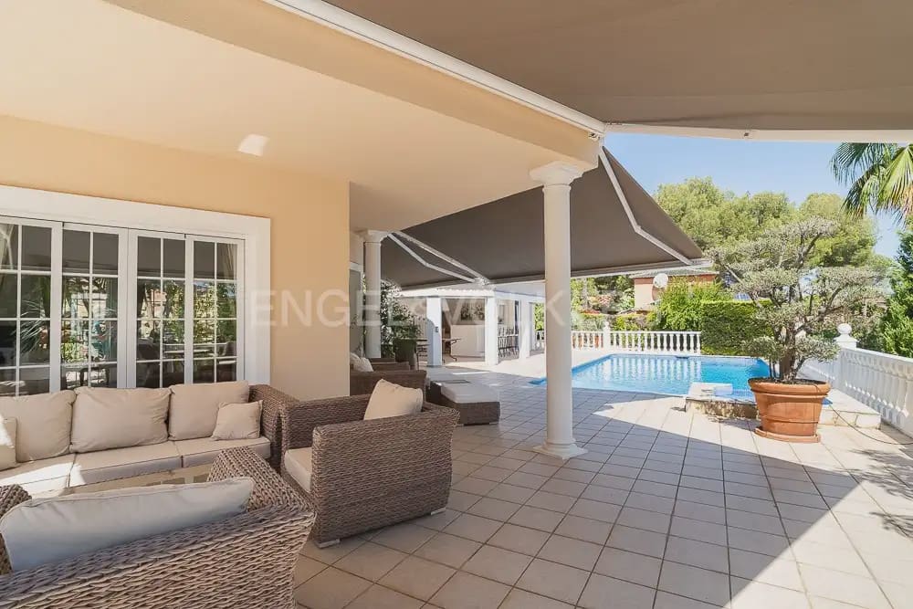 4 Zimmer Villa zu verkaufen in Pedreguer - 920.000 € (Ref: 9080072)