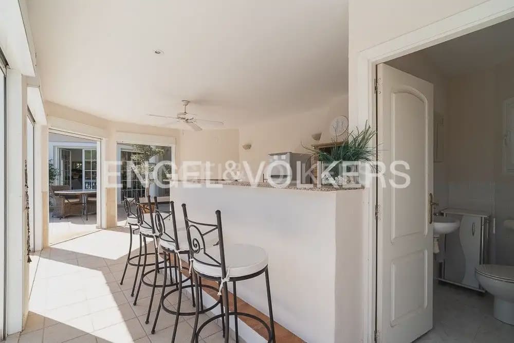 Chalet de 4 habitaciones en Pedreguer en venta - 850.000 € (Ref: 9080072)