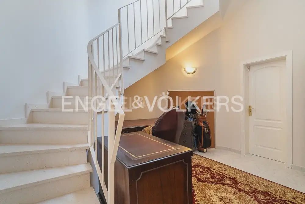 Chalet de 4 habitaciones en Pedreguer en venta - 850.000 € (Ref: 9080072)