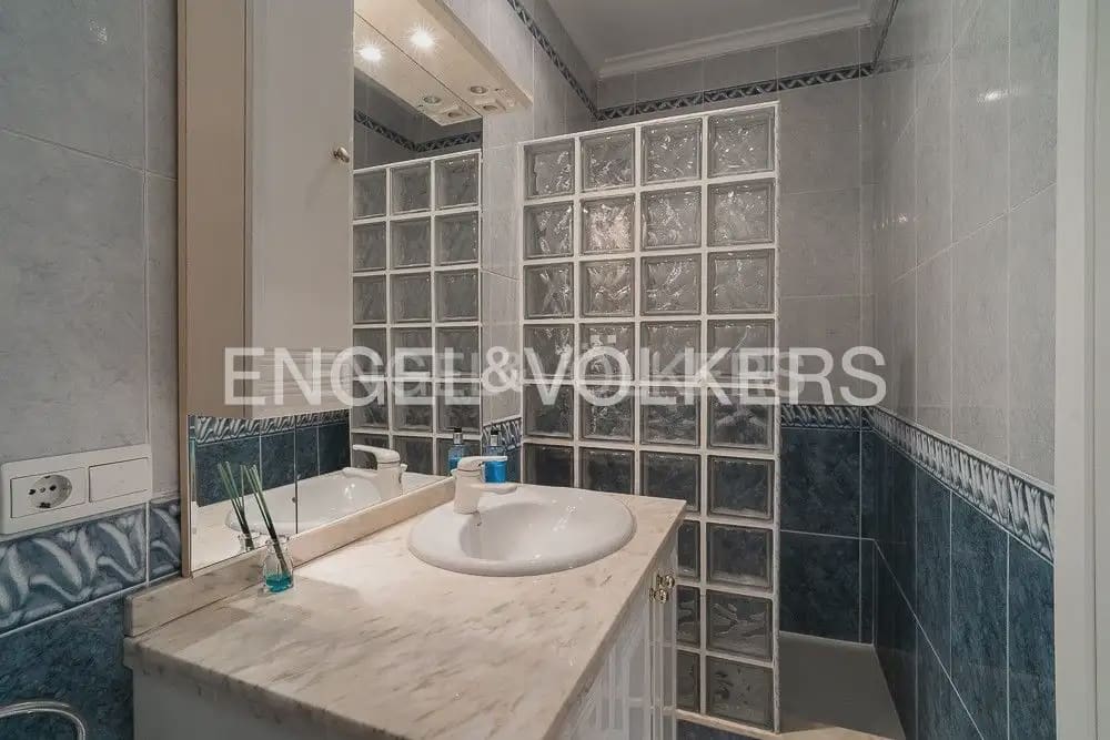 Chalet de 4 habitaciones en Pedreguer en venta - 850.000 € (Ref: 9080072)