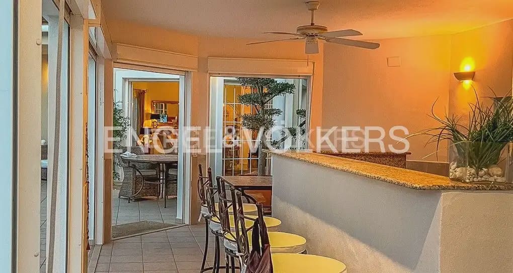 Chalet de 4 habitaciones en Pedreguer en venta - 850.000 € (Ref: 9080072)