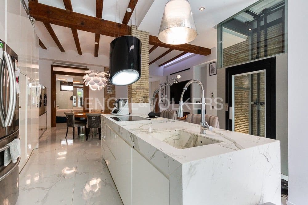 3 sypialnia Apartament do wynajęcia w Miasto Walencja z basenem - 4 200 € (Ref: 9080086)