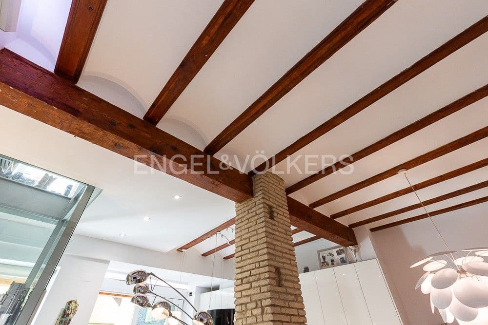 3 sypialnia Apartament do wynajęcia w Miasto Walencja z basenem - 4 200 € (Ref: 9080086)