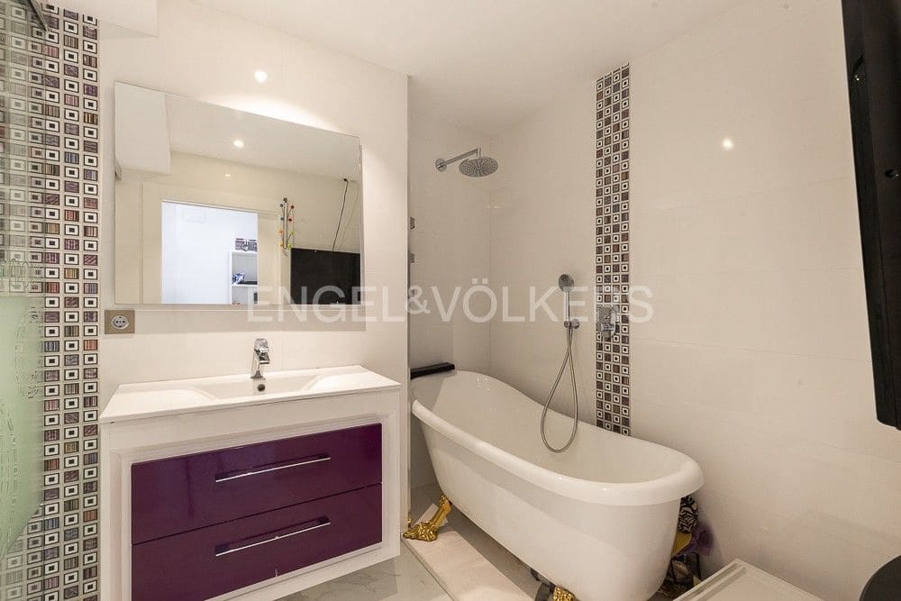 3 sypialnia Apartament do wynajęcia w Miasto Walencja z basenem - 4 200 € (Ref: 9080086)