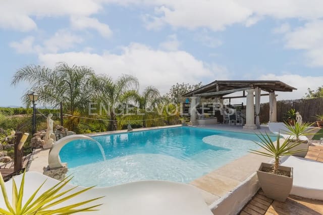 4 bedroom Finca/Country House for sale in Pedralba with pool garage - € 460,000 (Ref: 9080109)