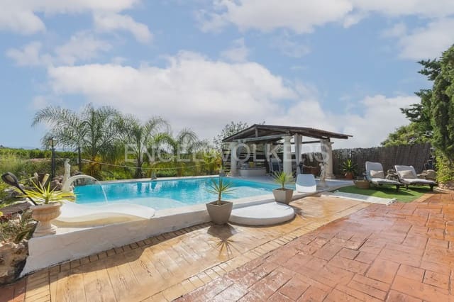 4 bedroom Finca/Country House for sale in Pedralba with pool garage - € 460,000 (Ref: 9080109)