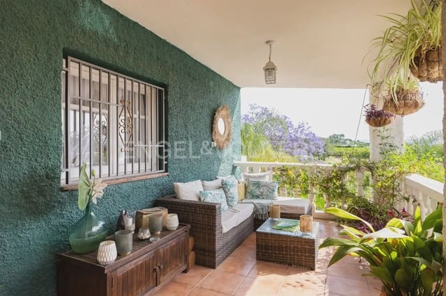 4 bedroom Finca/Country House for sale in Pedralba with pool garage - € 460,000 (Ref: 9080109)