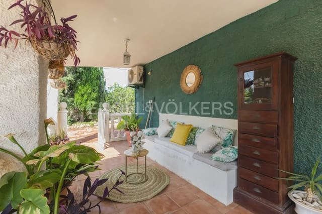 4 bedroom Finca/Country House for sale in Pedralba with pool garage - € 460,000 (Ref: 9080109)
