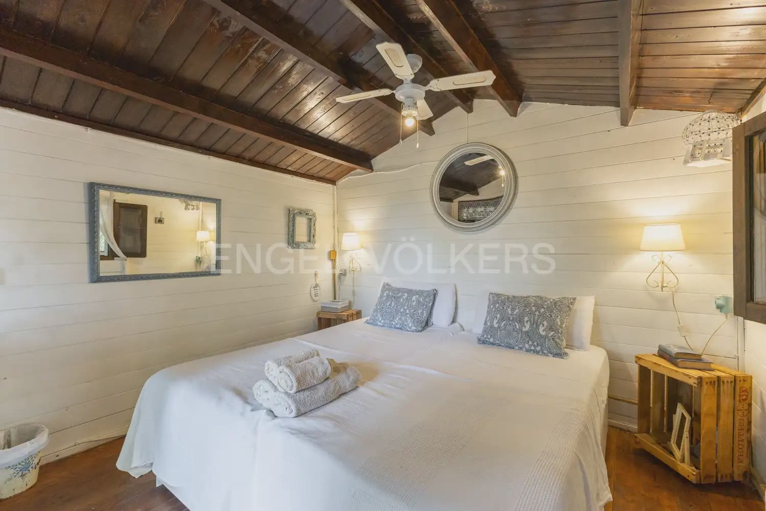 4 bedroom Finca/Country House for sale in Pedralba with pool garage - € 460,000 (Ref: 9080109)