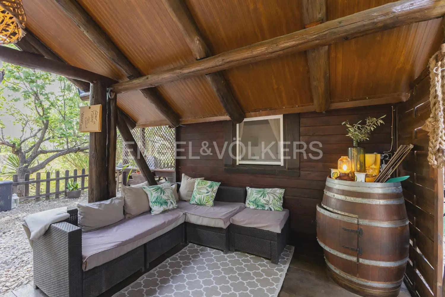 4 bedroom Finca/Country House for sale in Pedralba with pool garage - € 460,000 (Ref: 9080109)