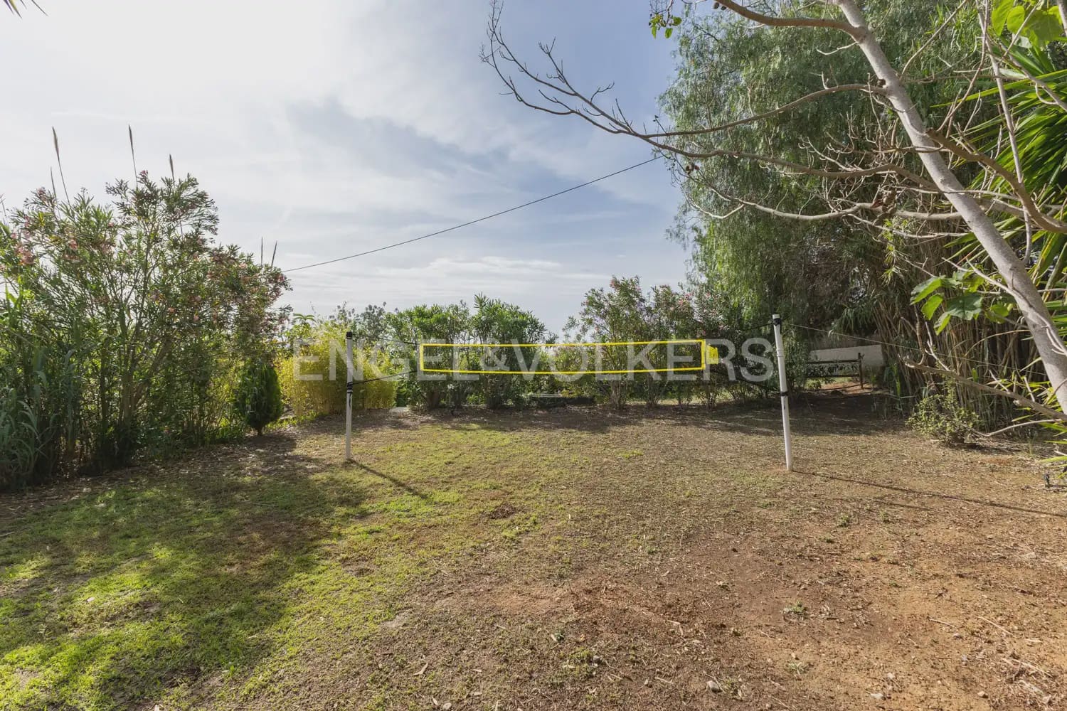 4 bedroom Finca/Country House for sale in Pedralba with pool garage - € 460,000 (Ref: 9080109)