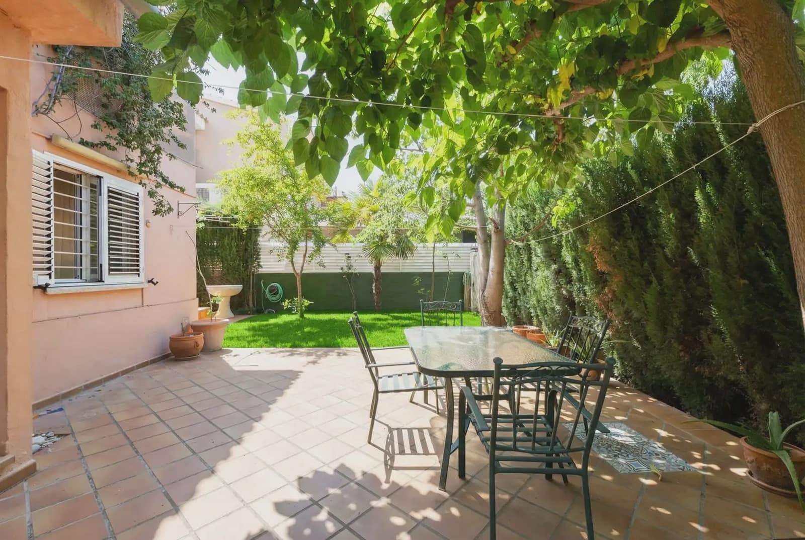 4 soverom Kjedet enebolig til salgs i Castello de la Plana med svømmebasseng garasje - € 439 990 (Ref: 9080111)