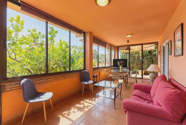 4 bedroom Semi-detached Villa for sale in El Grau de Castelló, Castelló de la Plana with pool garage - € 439,990 (Ref: 9080111)