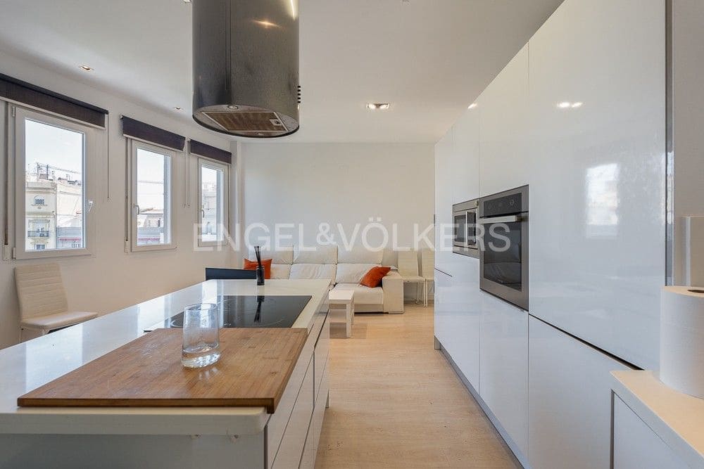 2 soveværelse Lejlighed til salg i Valencia by - € 700.000 (Ref: 9080112)