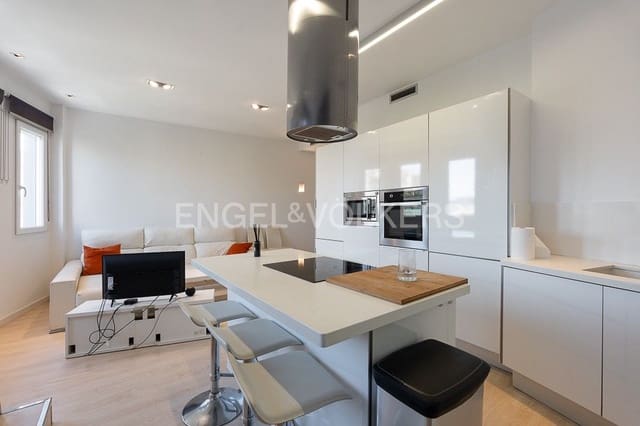 2 slaapkamer Appartement te koop in La Gran Via, Valencia stad - € 650.000 (Ref: 9080112)