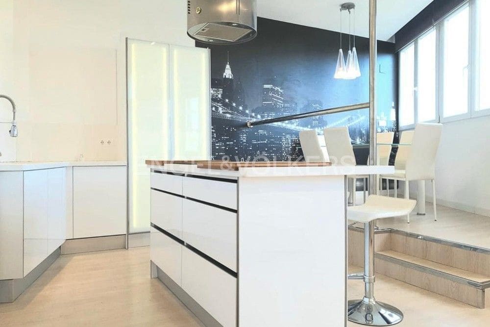 2 soveværelse Lejlighed til salg i Valencia by - € 700.000 (Ref: 9080112)