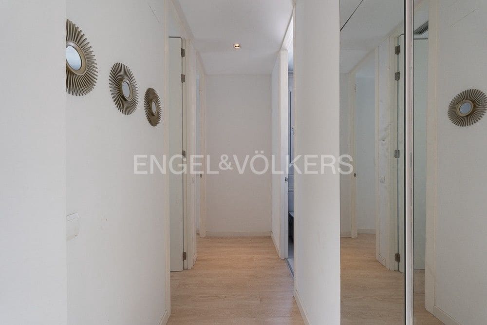 2 soveværelse Lejlighed til salg i Valencia by - € 700.000 (Ref: 9080112)