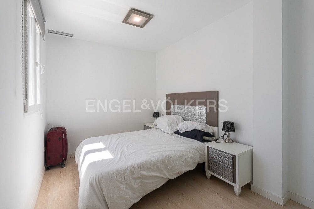 2 soveværelse Lejlighed til salg i Valencia by - € 700.000 (Ref: 9080112)