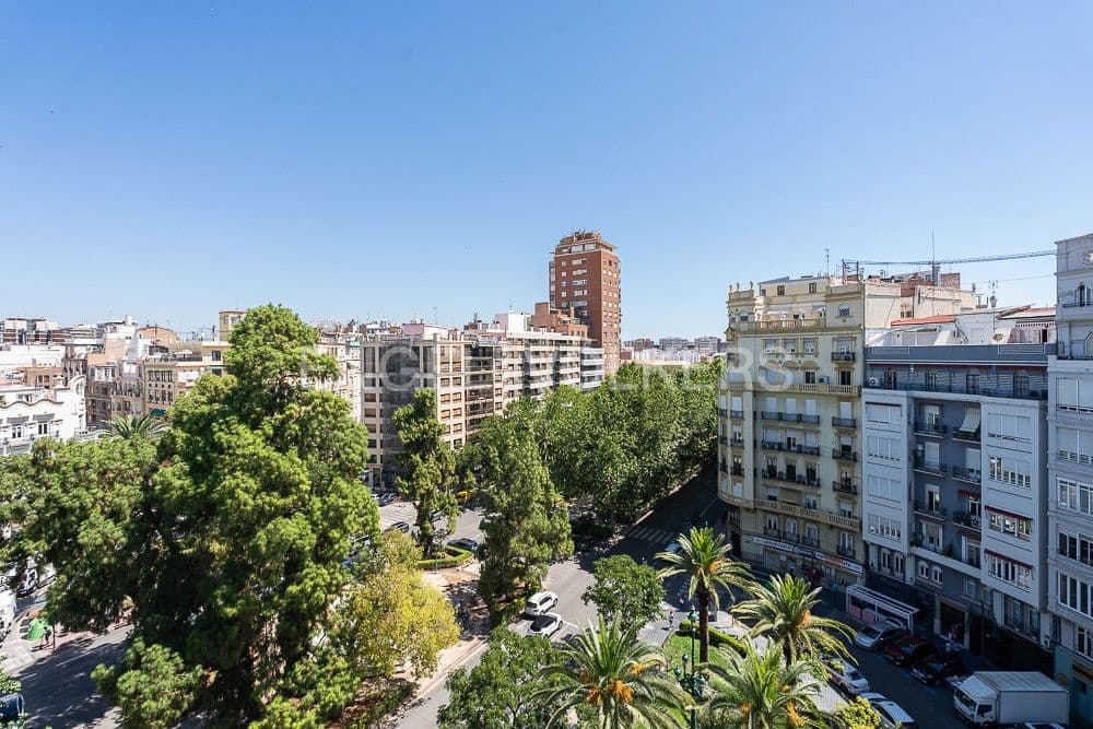 2 soveværelse Lejlighed til salg i Valencia by - € 700.000 (Ref: 9080112)