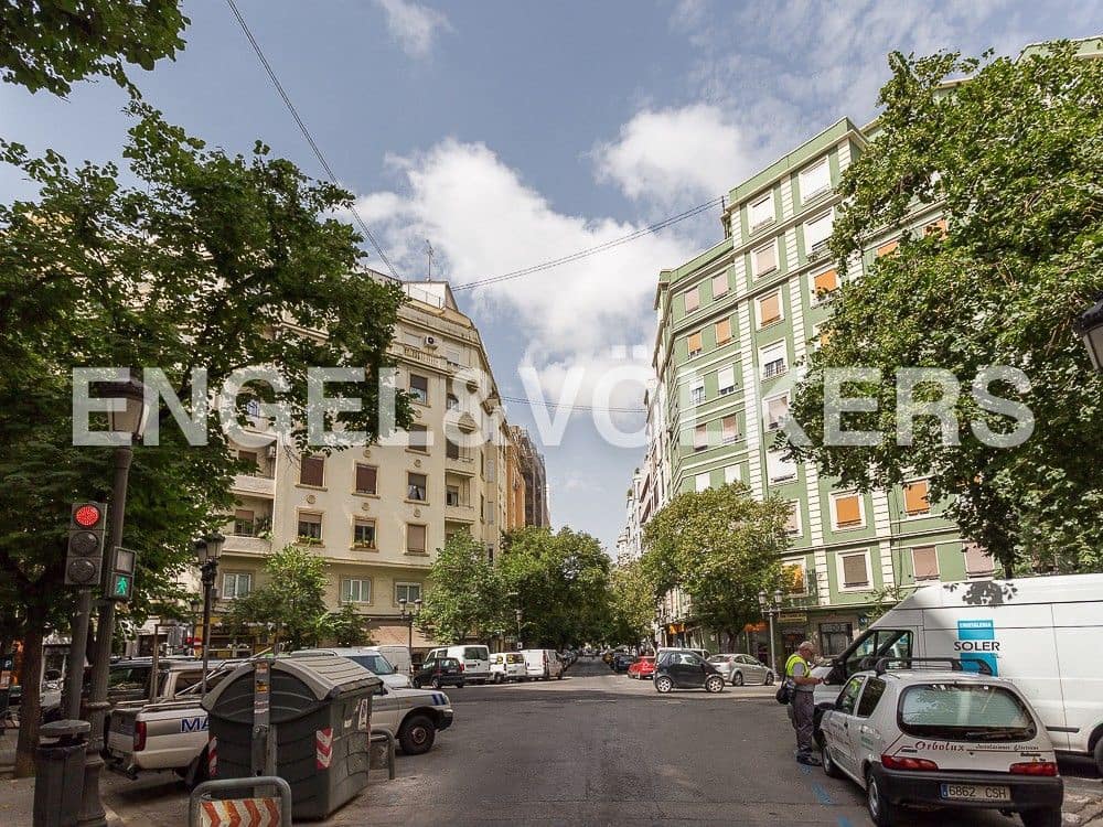 2 soveværelse Lejlighed til salg i Valencia by - € 700.000 (Ref: 9080112)
