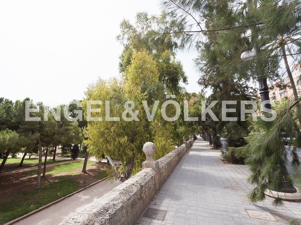 2 soveværelse Lejlighed til salg i Valencia by - € 700.000 (Ref: 9080112)