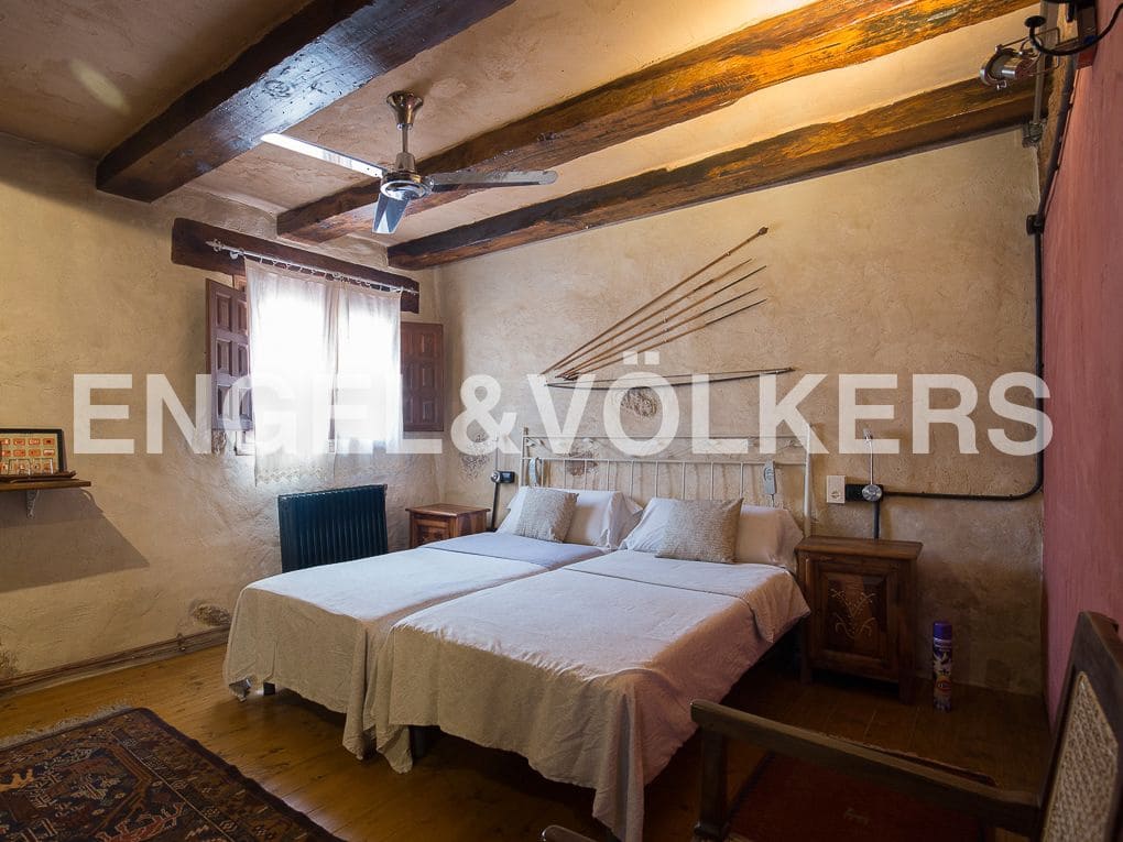 4 bedroom Finca/Country House for sale in Enguera with pool garage - € 1,350,000 (Ref: 9080117)