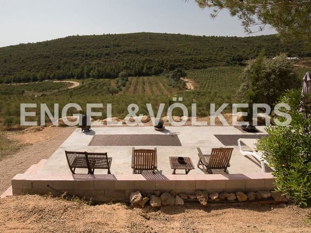 4 bedroom Finca/Country House for sale in Enguera with pool garage - € 1,350,000 (Ref: 9080117)