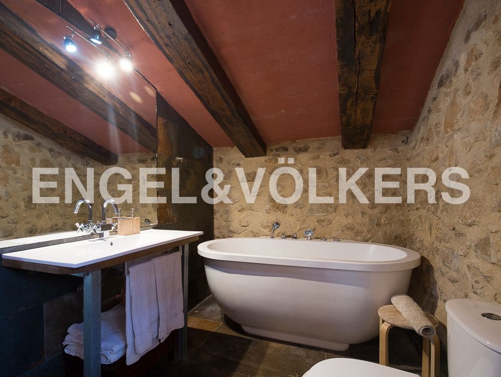 4 bedroom Finca/Country House for sale in Enguera with pool garage - € 1,350,000 (Ref: 9080117)