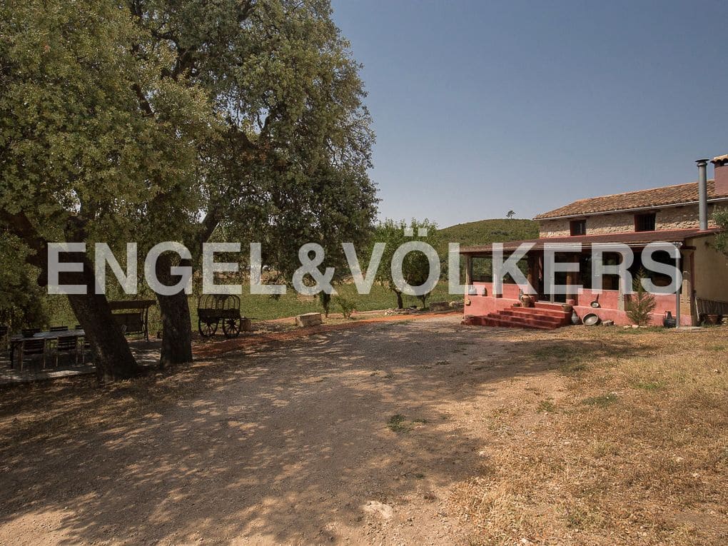 4 bedroom Finca/Country House for sale in Enguera with pool garage - € 1,350,000 (Ref: 9080117)