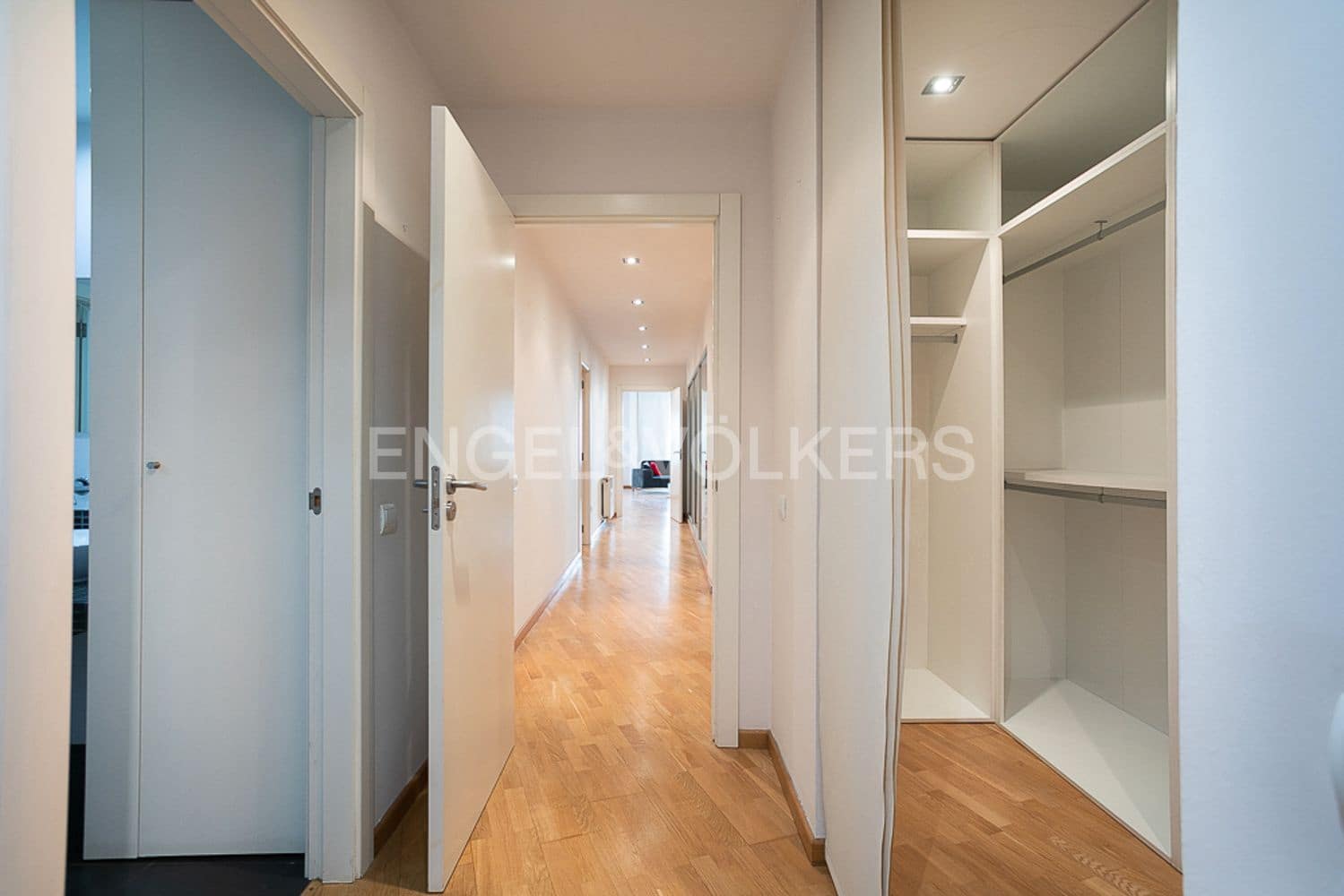 4 soverom Leilighet til salgs i Valencia by - € 1 100 000 (Ref: 9080130)