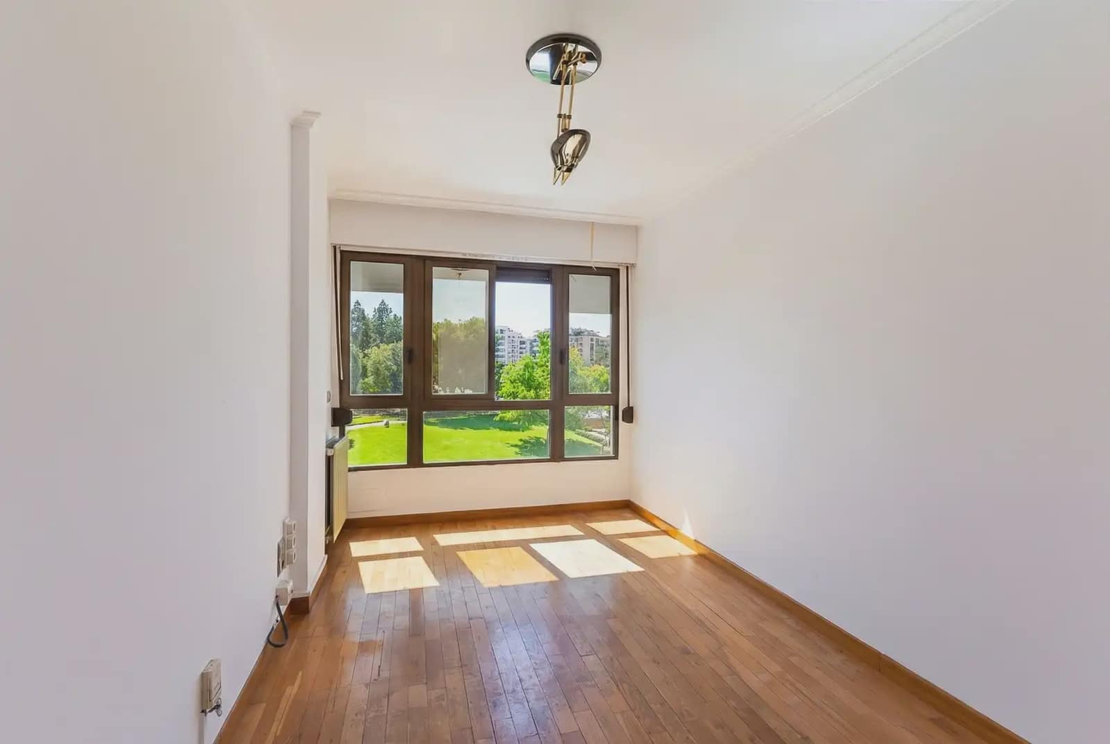 4 bedroom Flat for sale in Castello de la Plana with garage - € 315,000 (Ref: 9080145)