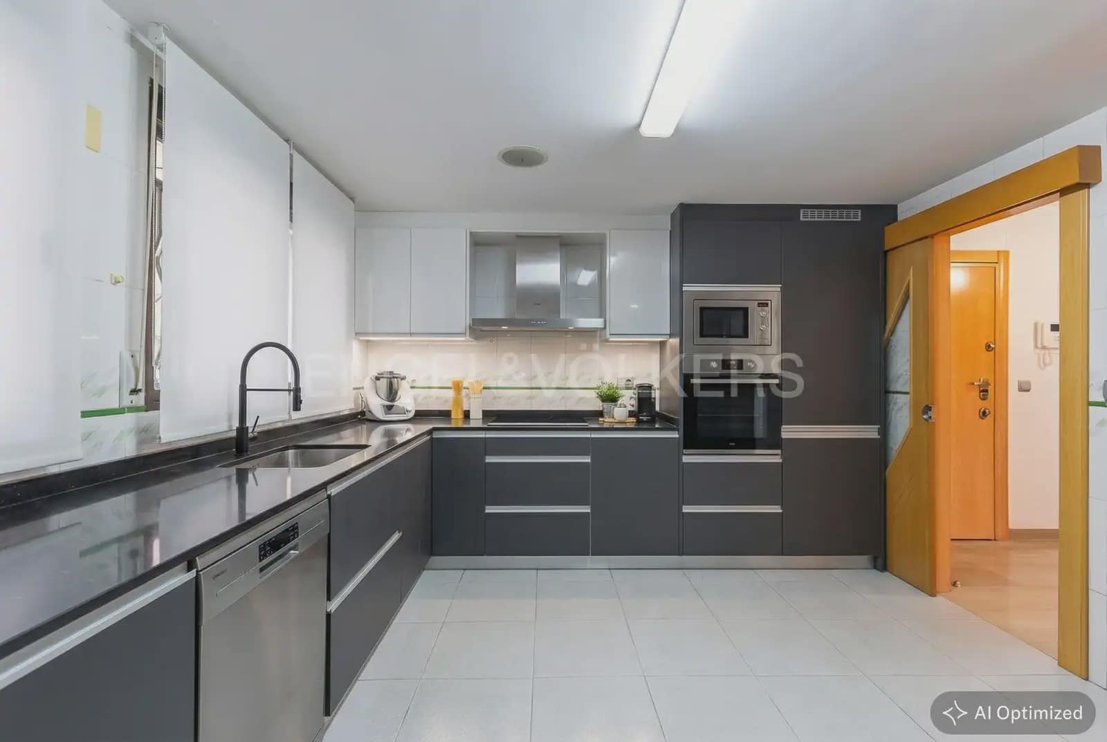 4 bedroom Flat for sale in Castello de la Plana with garage - € 315,000 (Ref: 9080145)